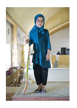 Jessica Fulford Dobson Skate Girl THE TAYLOR WESSING PHOTOGRAPHIC PORTRAIT PRIZE 2014 | WINNING PORTRAITS DISPLAYED AT NATIONAL PORTRAIT GALLERY